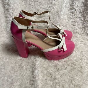 Alegra K synthetic patent hot Pink and White T strap Platform Heels SZ9